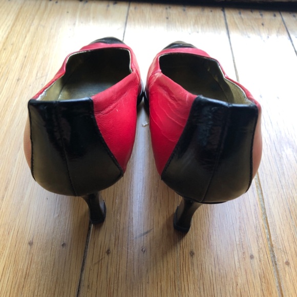 BEAUTIFUL J. RENEE RED & BLACK LEATHER/PATENT PUMPS-NEW HEEL TIPS, SIZE: 7 1/2 - Picture 4 of 8